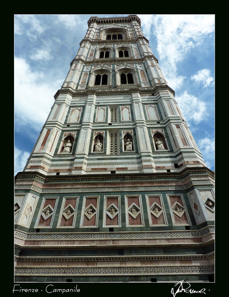 Firenze -- Tanta bellezza! 
Il campanile di Giotto  la torre campanaria di Santa Maria del Fiore, la cattedrale di Firenze, e si trova in piazza del Duomo.